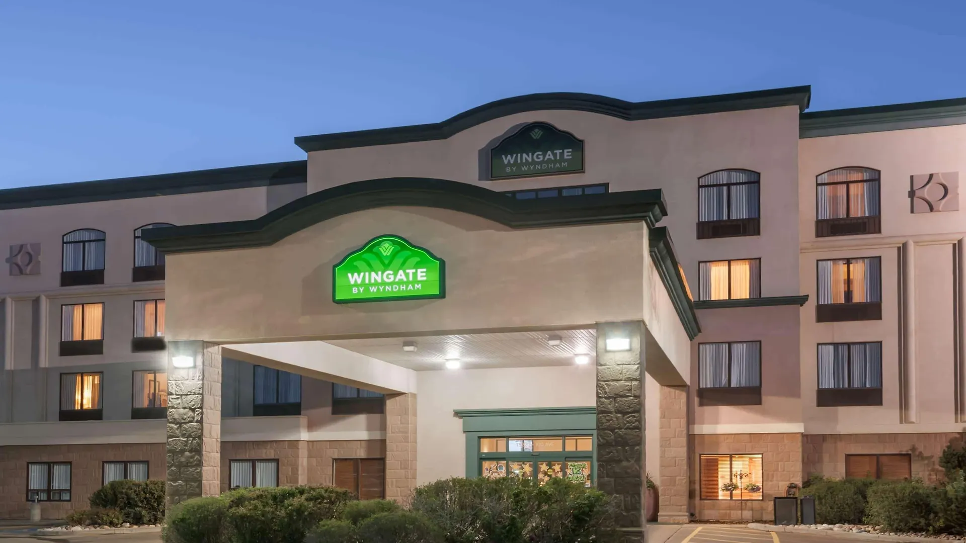 Wingate By Wyndham - Edmonton West Hotel