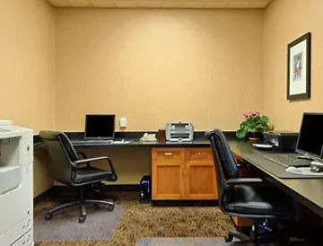 ***  Wingate By Wyndham - Edmonton West Hotel Canada