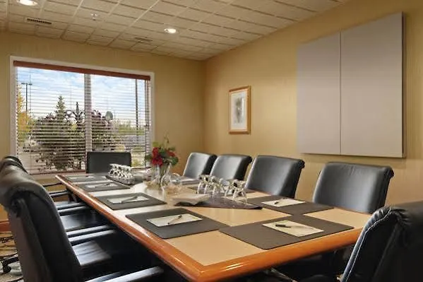 Wingate By Wyndham - Edmonton West Hotel