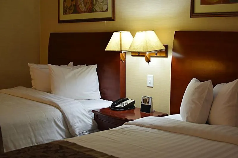 Wingate By Wyndham - Edmonton West Hotel